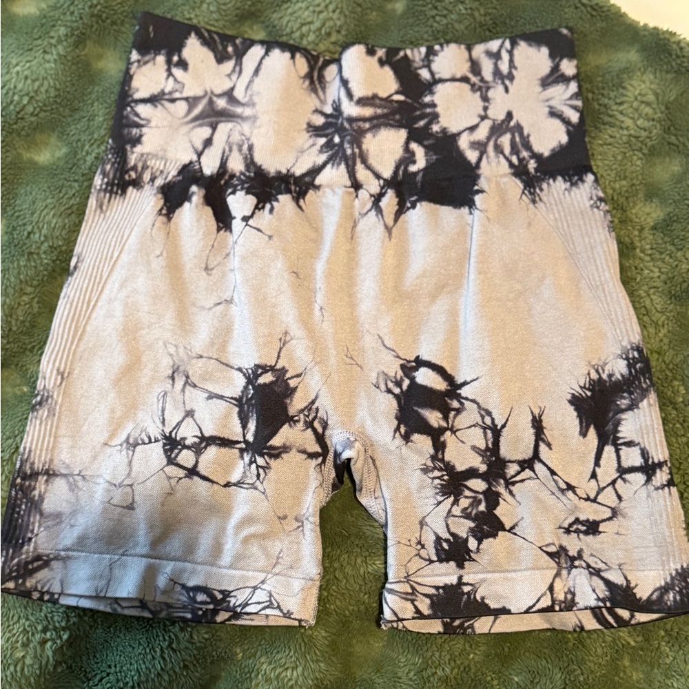 Stylish Black and Gray gym  Shorts